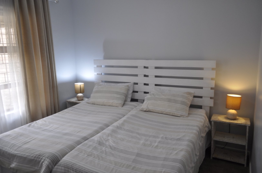 3 Bedroom Property for Sale in Wavecrest Eastern Cape